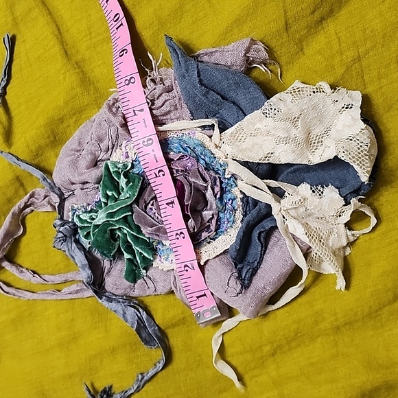 JABOT MOSSIE ANNA ARTISAN DESIGN  NWT - Picture 9 of 13